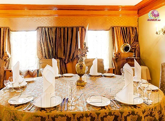 Ресторан Усадьба в Царицыно, 2 зал vip с камином — фото