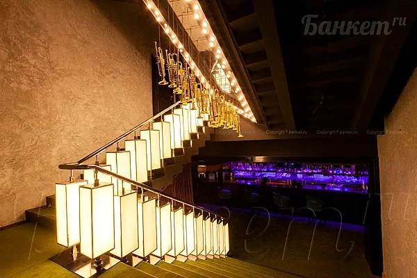 Soloway karaoke club & night bar / Соловей, Основной зал — фото