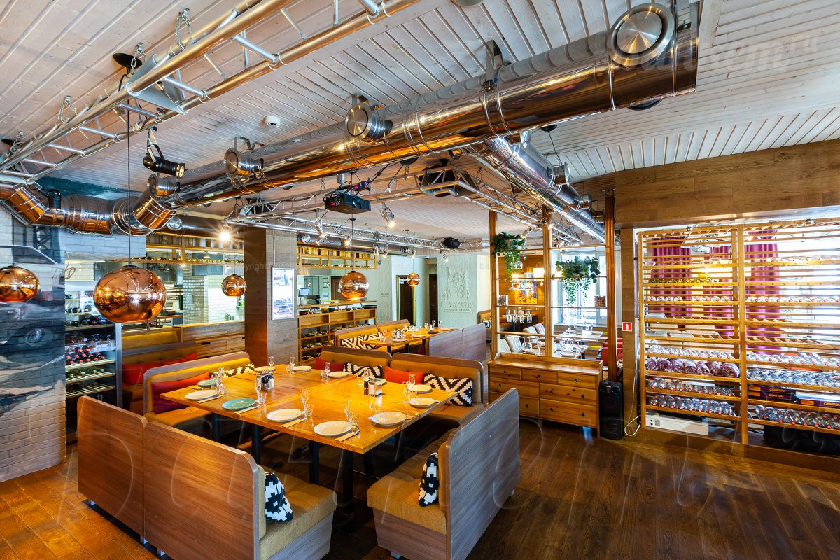 Большой зал — Нью-Йорк пицца и гриль