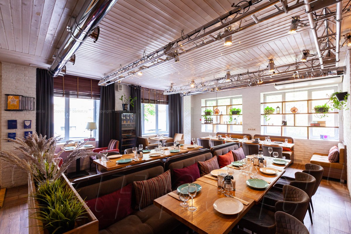 Нью-Йорк пицца и гриль — Большой зал, фото банкетного зала