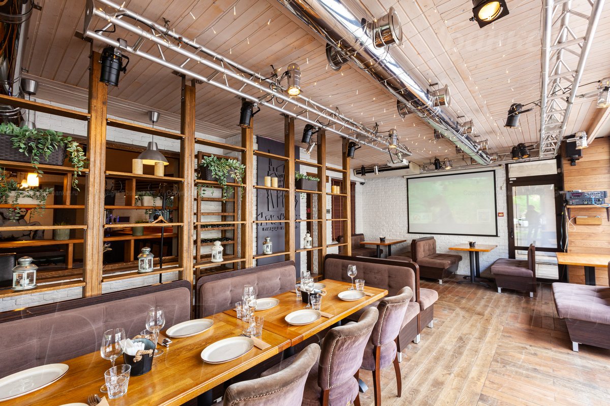 Малый зал — Нью-Йорк пицца и гриль