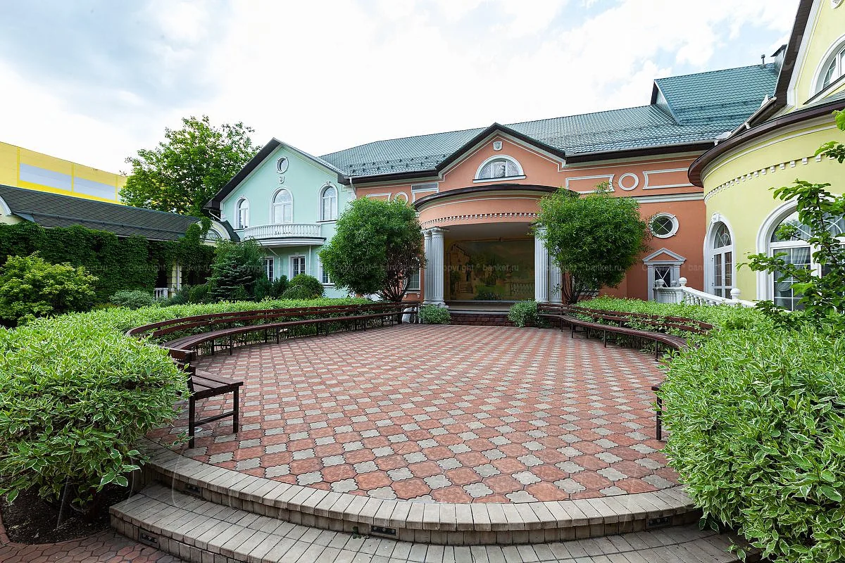 Комплекс Урожай — банкетный зал Ресторанный комплекс Урожай, фото