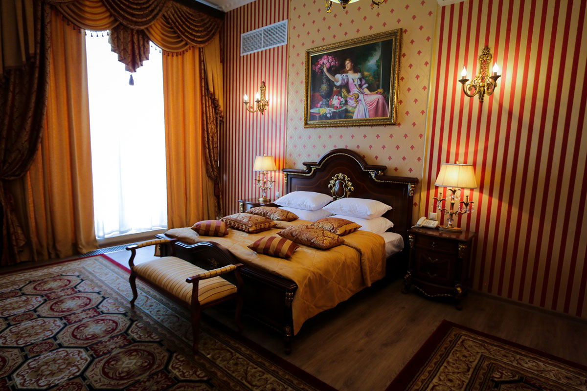 Номер молодоженам — банкетный зал Ресторанный комплекс Урожай