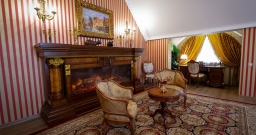 Номер молодоженам — интерьер зала