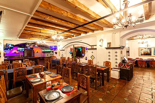 Casa Agave, Основной зал — фото