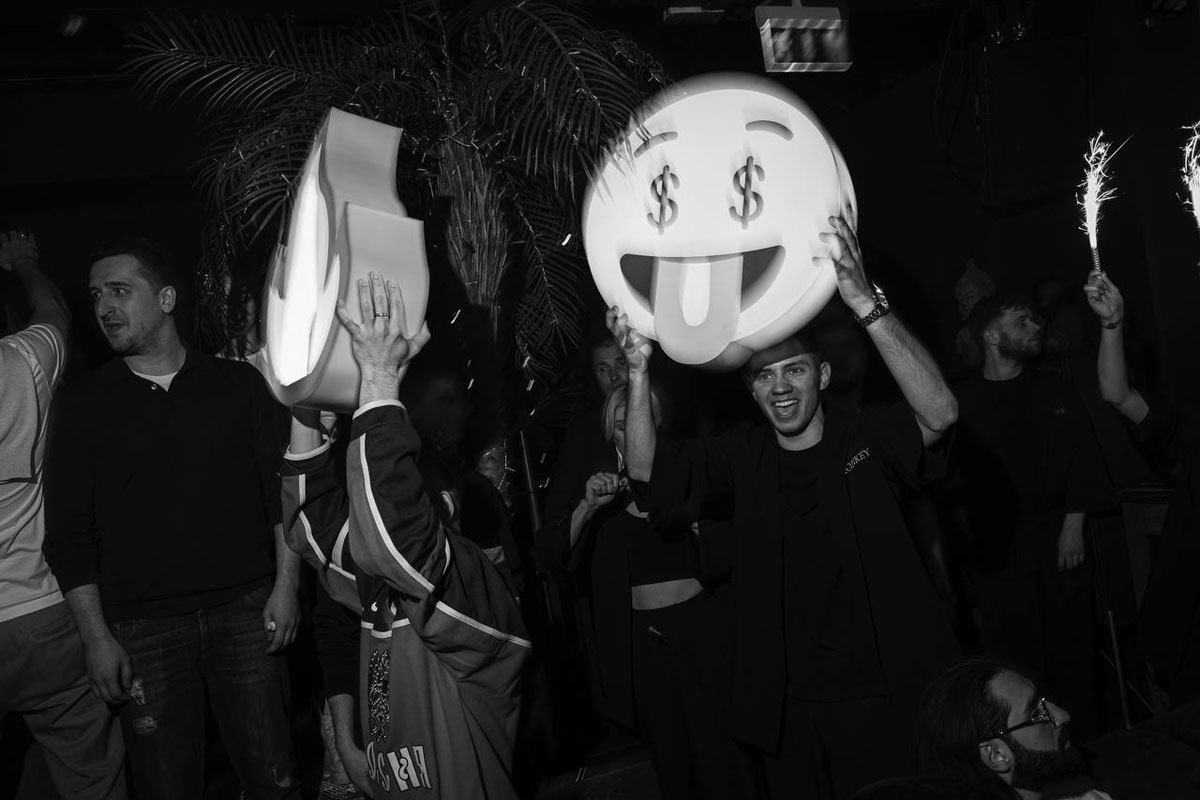 Основной зал — Monkey Club