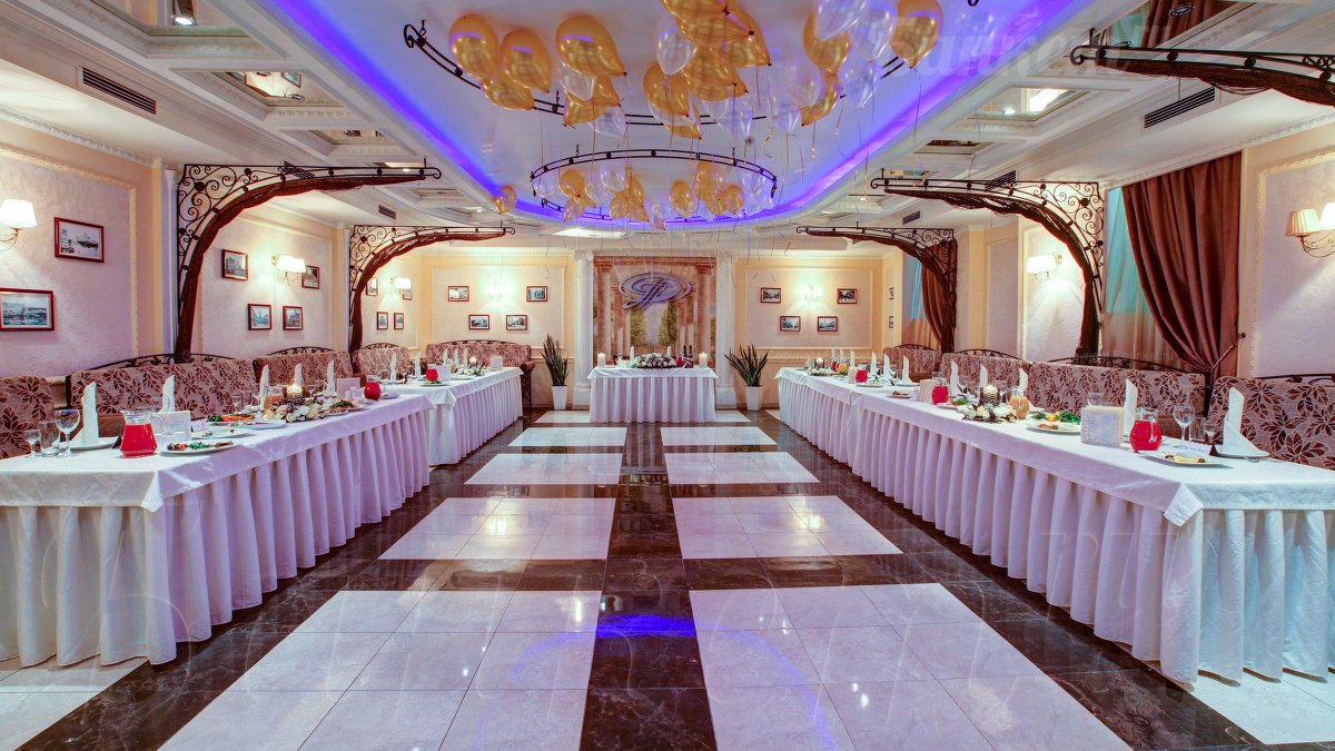 Ресторан Добрые традиции — Основной зал, фото банкетного зала