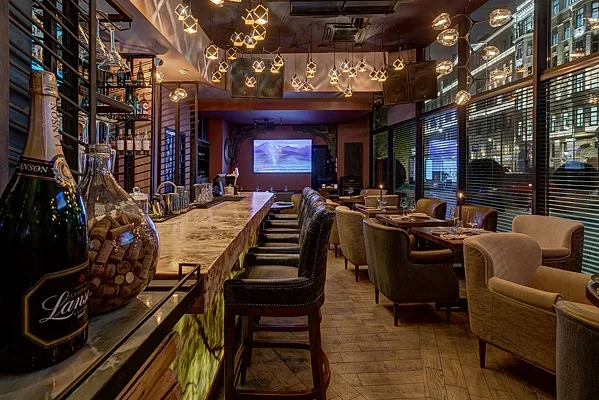 Bodega, Зал ресторана — фото