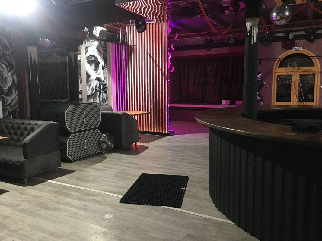 Основной зал — Nebar