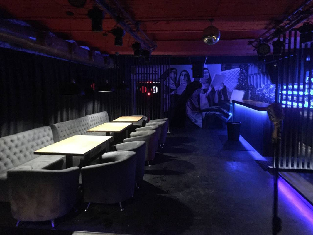 Караоке зал — Nebar