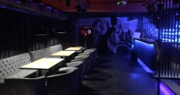 Караоке зал
