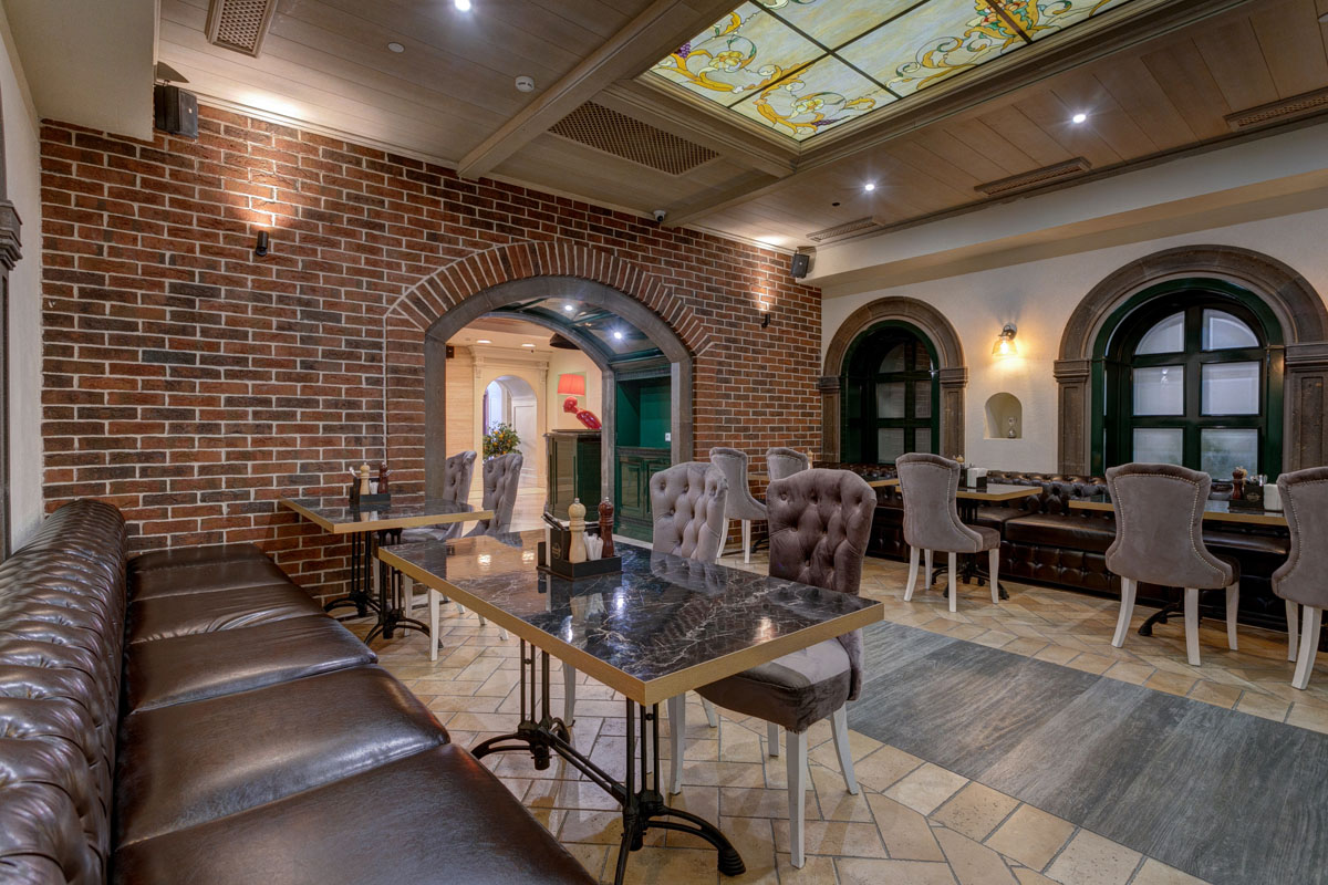 Холл — фото 2