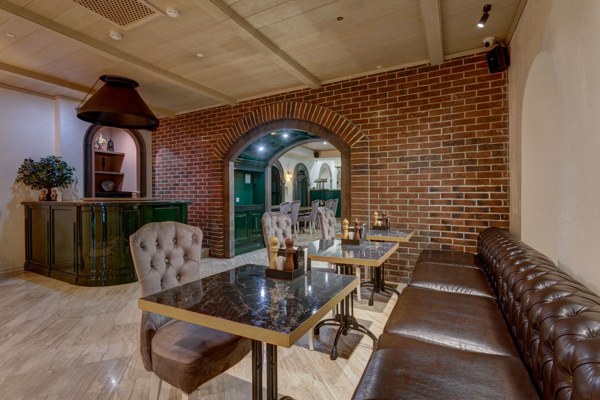 Логотип Коктейль Холл / Cocktail Holl