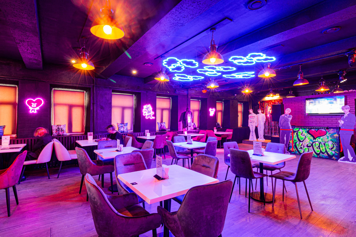 Зал — Tokpokki / Токпокки