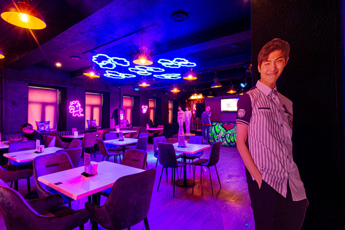 Зал — Tokpokki / Токпокки