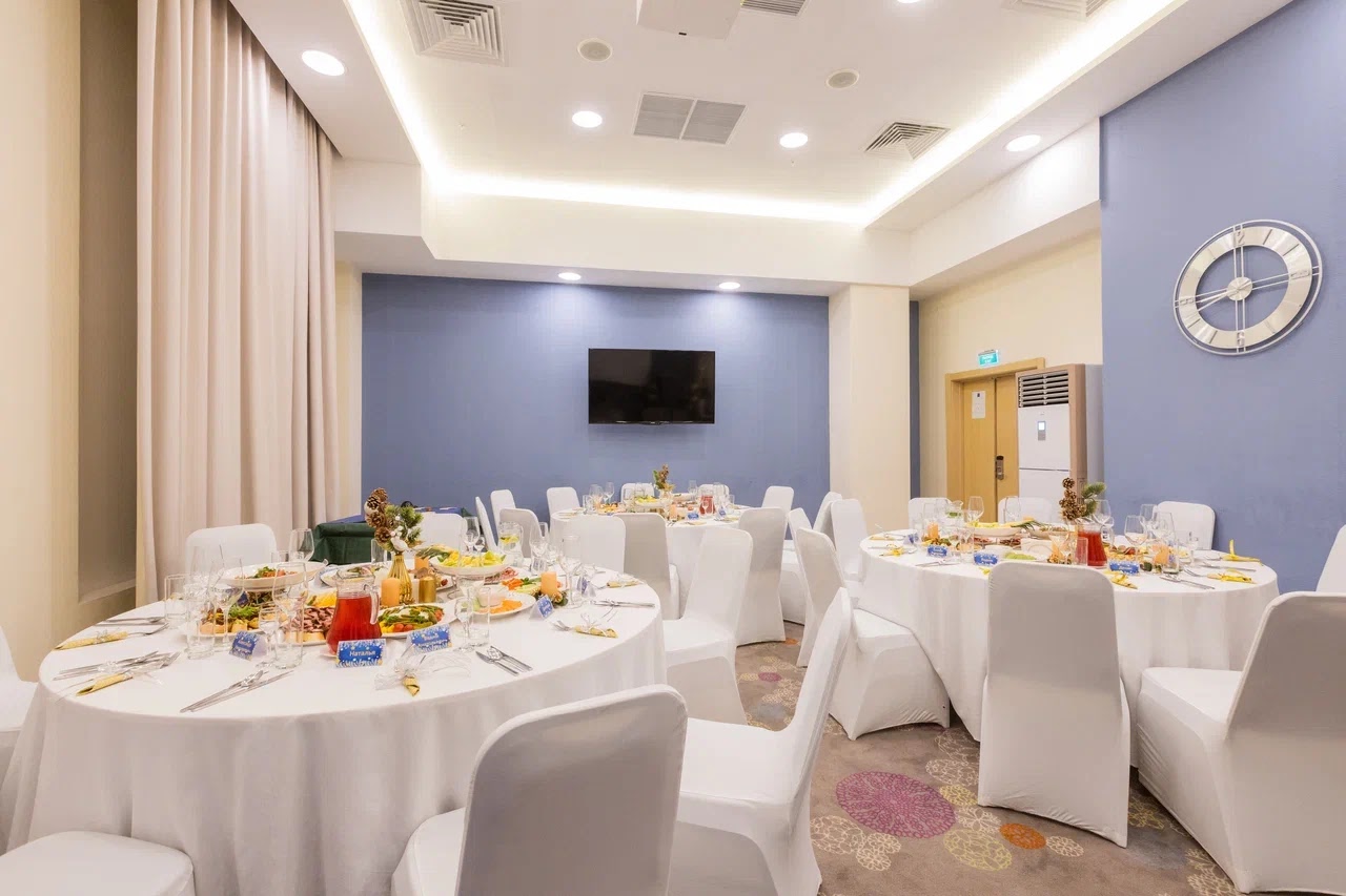 Зал Аксаков — Ресторан Nesterov Plaza