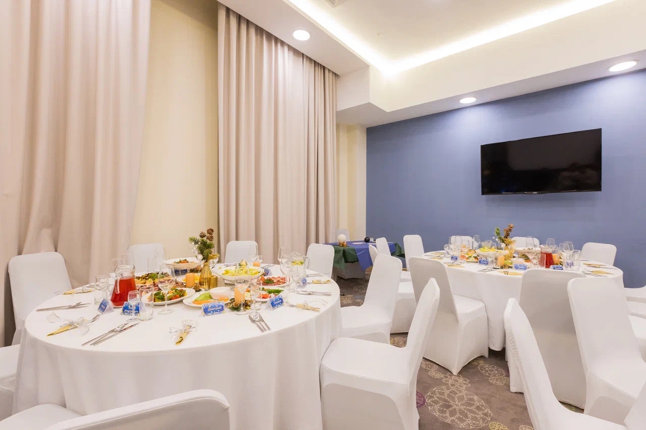 Зал Аксаков — Ресторан Nesterov Plaza