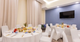 Зал Аксаков