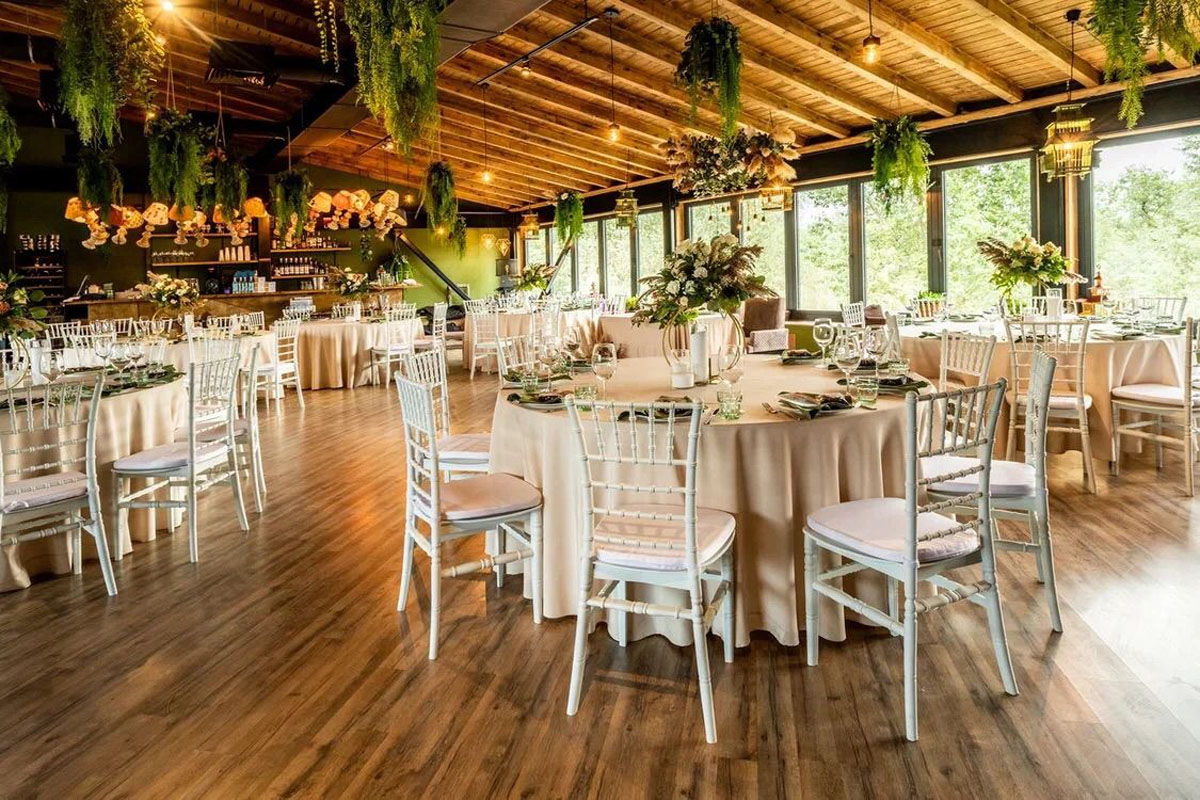 Панорамный зал — Ресторан Берег