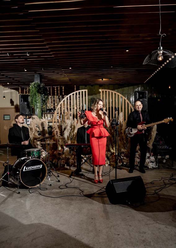 Основной зал ресторана — фото 6