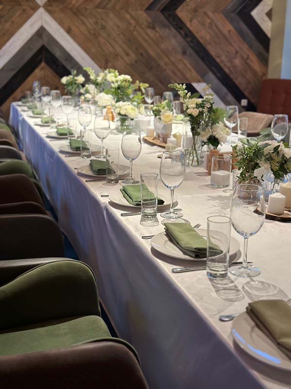 Основной зал ресторана — фото 14