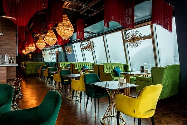 Основной зал — Высота 57 Lounge, Москва