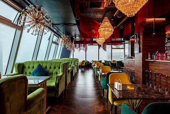 Основной зал — Высота 57 Lounge, Москва