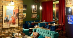 Основной зал — интерьер зала