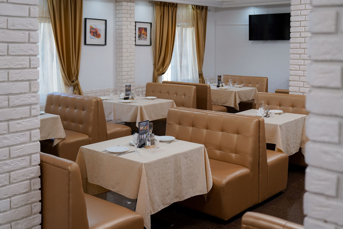 Зал Голд — Кафе Галерея