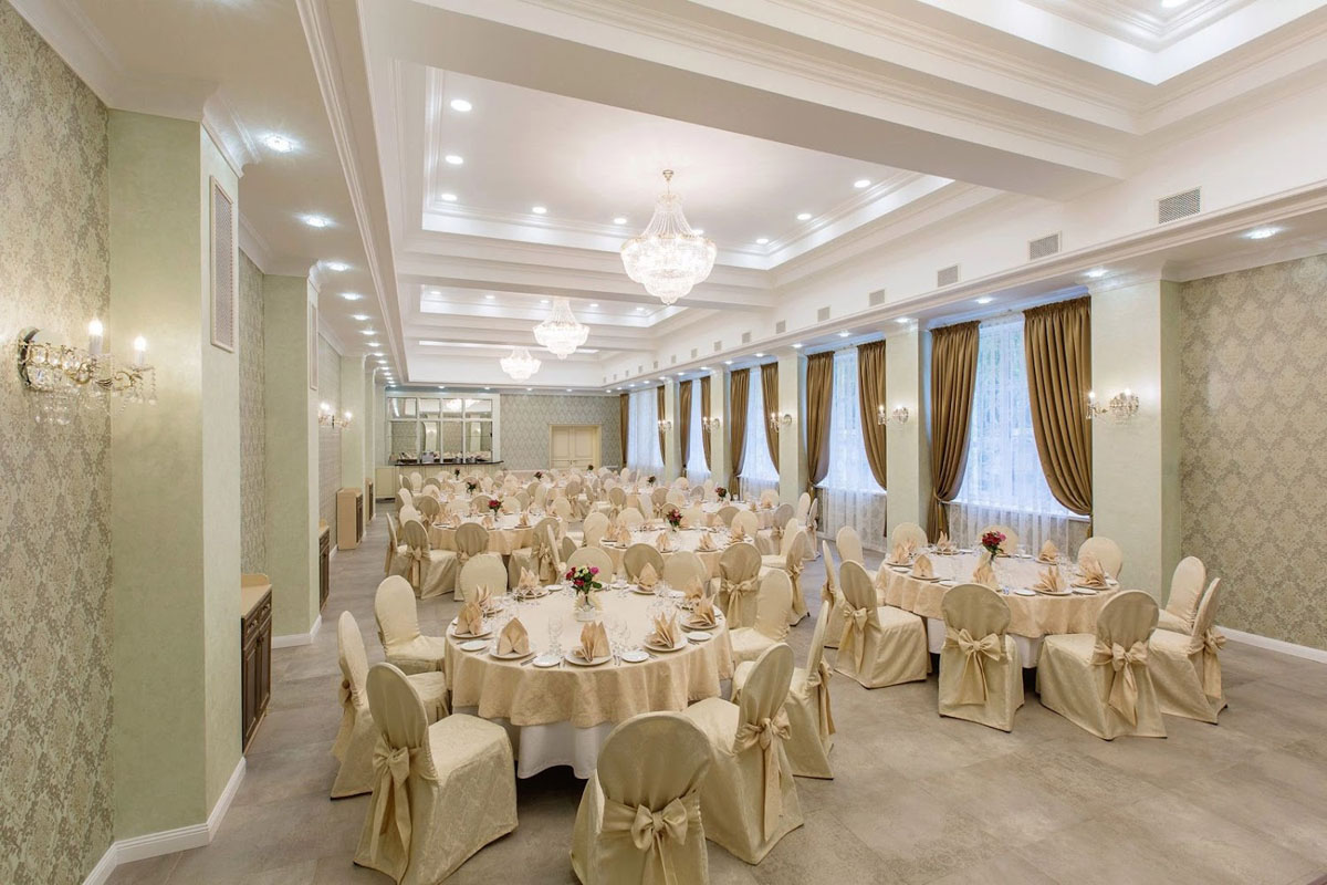 Основной зал — Дворец Купидона