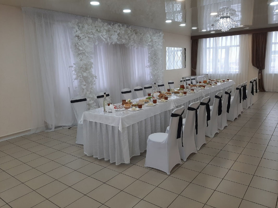 Основной зал — Каир