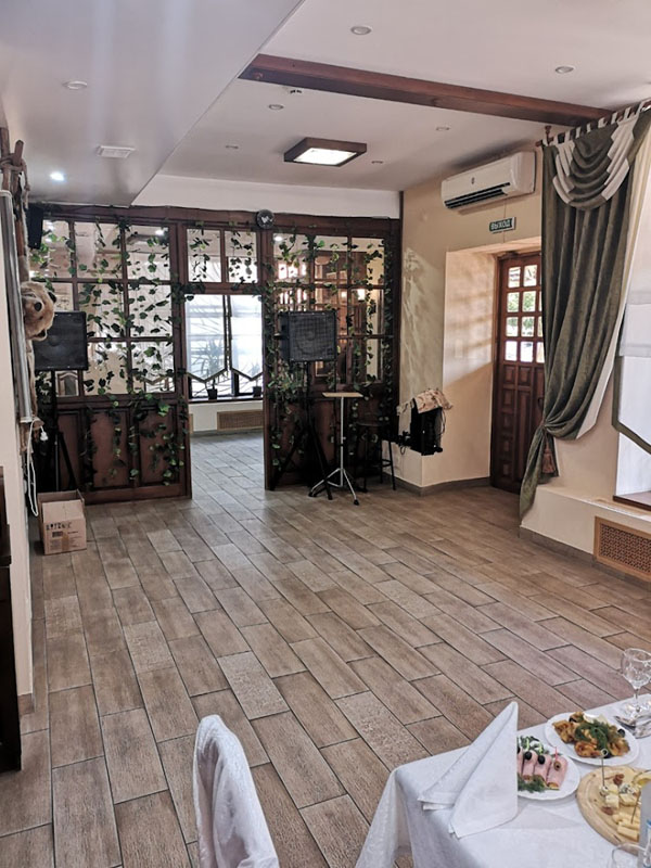 Основной зал — Кафе Охота