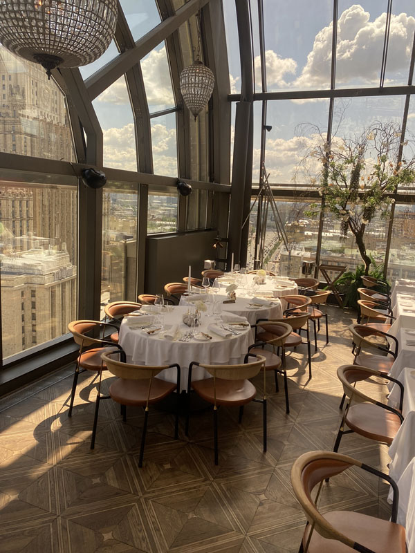 Подиум — White Rabbit