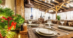 Основной зал — интерьер зала