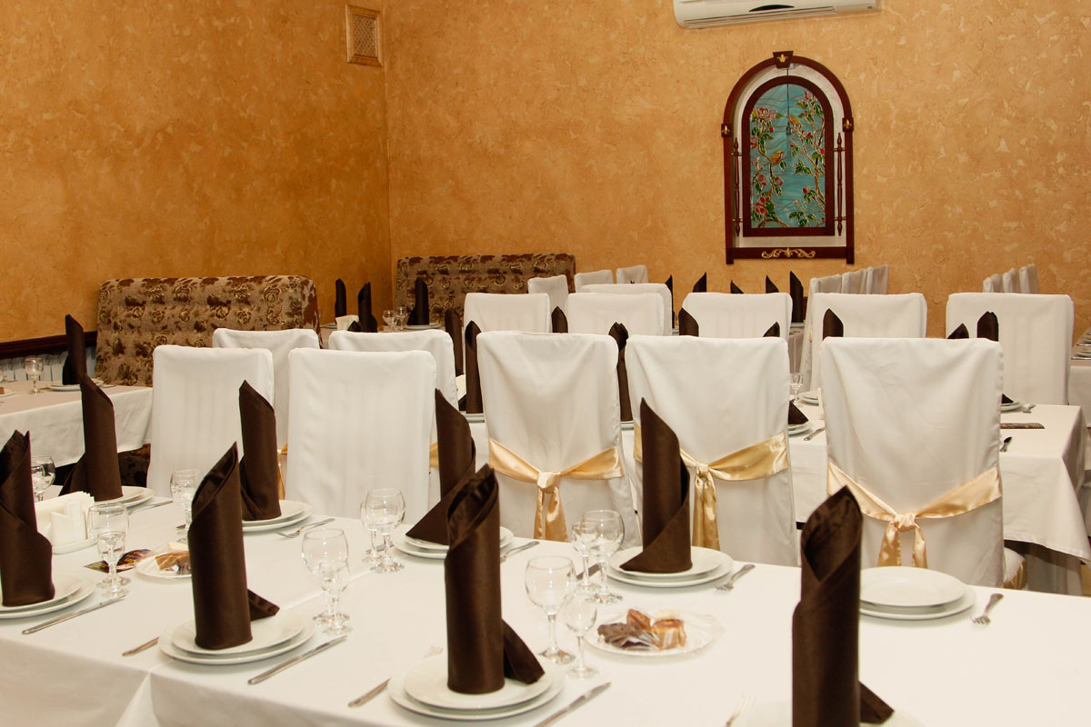 Основной зал — Ресторан Аладдин