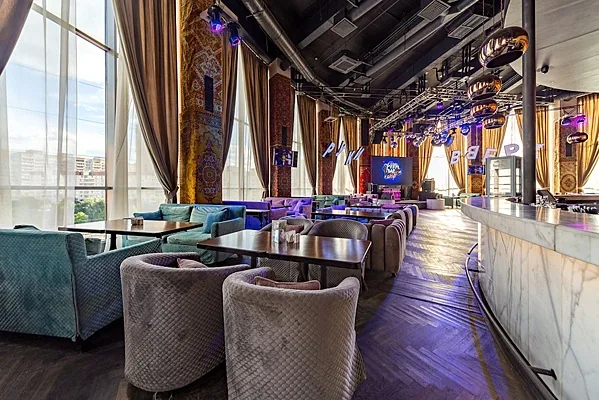 Основной зал — Руки ВВерх! Бар / Ruki VVerh! Bar, Одинцово