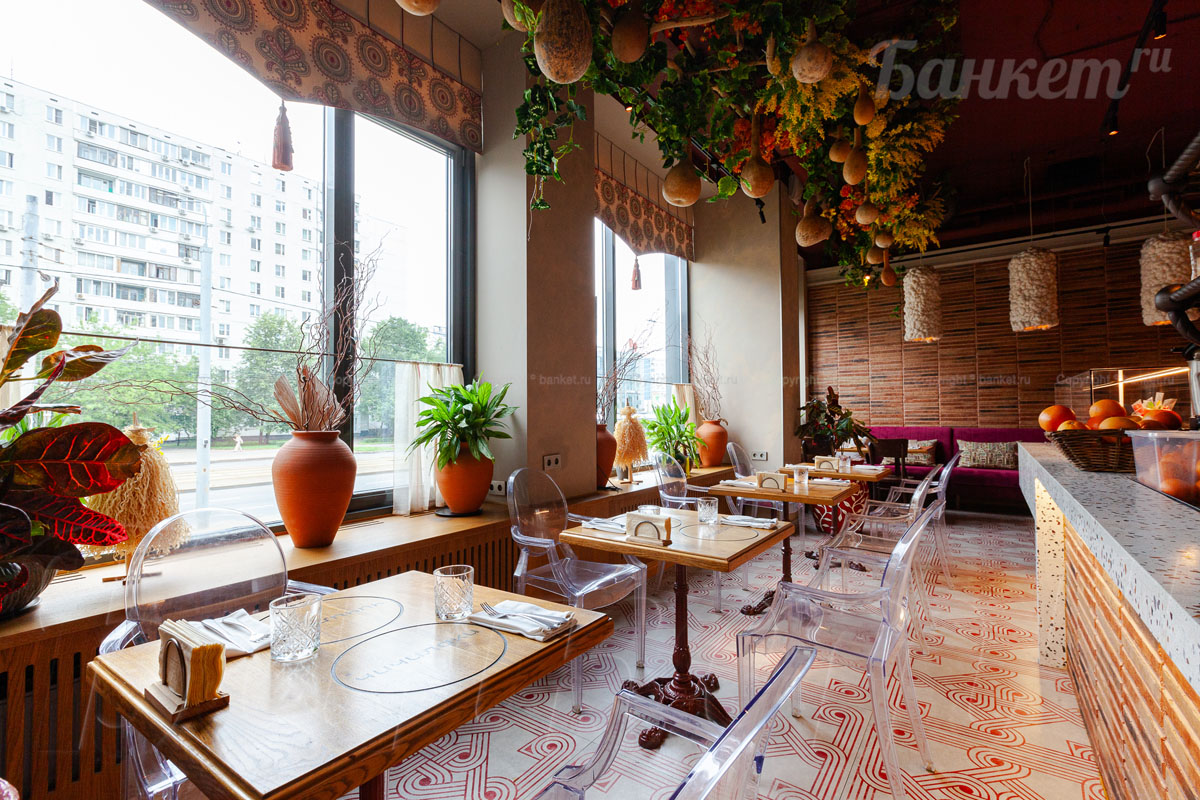 1-й этаж — Чичилаки грузинский ресторан