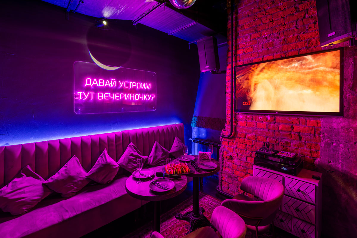 VIP-зал караоке №3 — Semenov на Китай-Городе