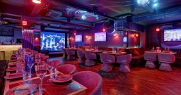 Общий зал караоке — интерьер зала