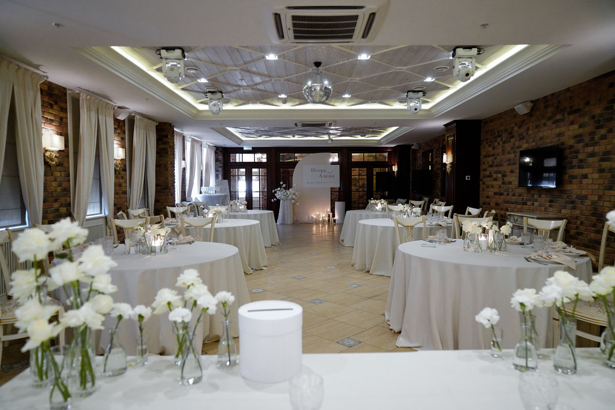 Банкетный зал ресторана Духанъ — Банкетный зал, фото банкетного зала