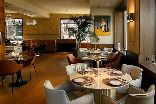 Основной зал — Gambit bistro&bar, Москва