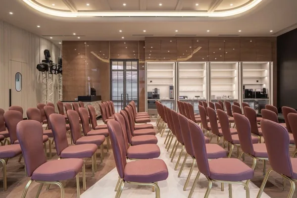 Основной зал Hall of Senses — фото 5