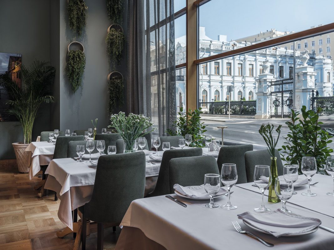 Основной зал — банкетный зал Субботица, фото