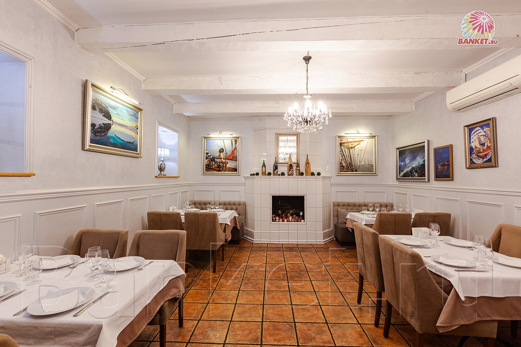 Каминный зал — Субботица Садовая