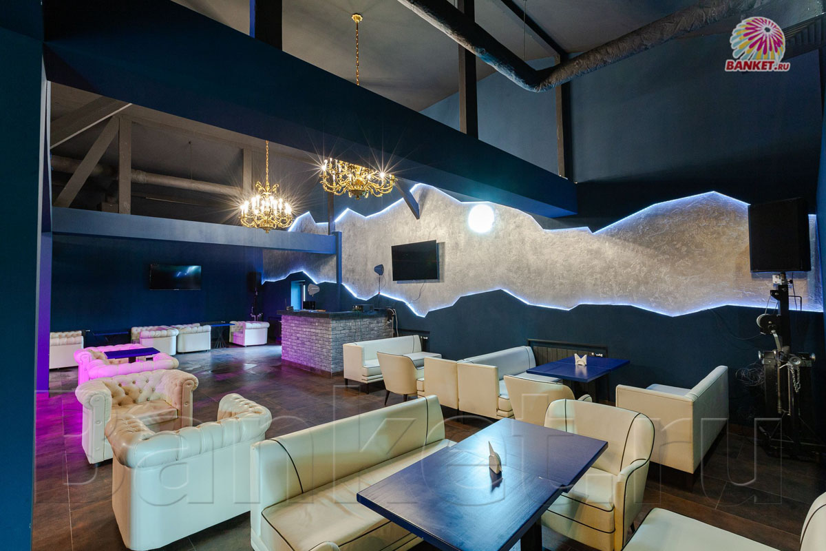 Загородный клуб Малиновка — Большой зал в караоке клубе, фото банкетного зала