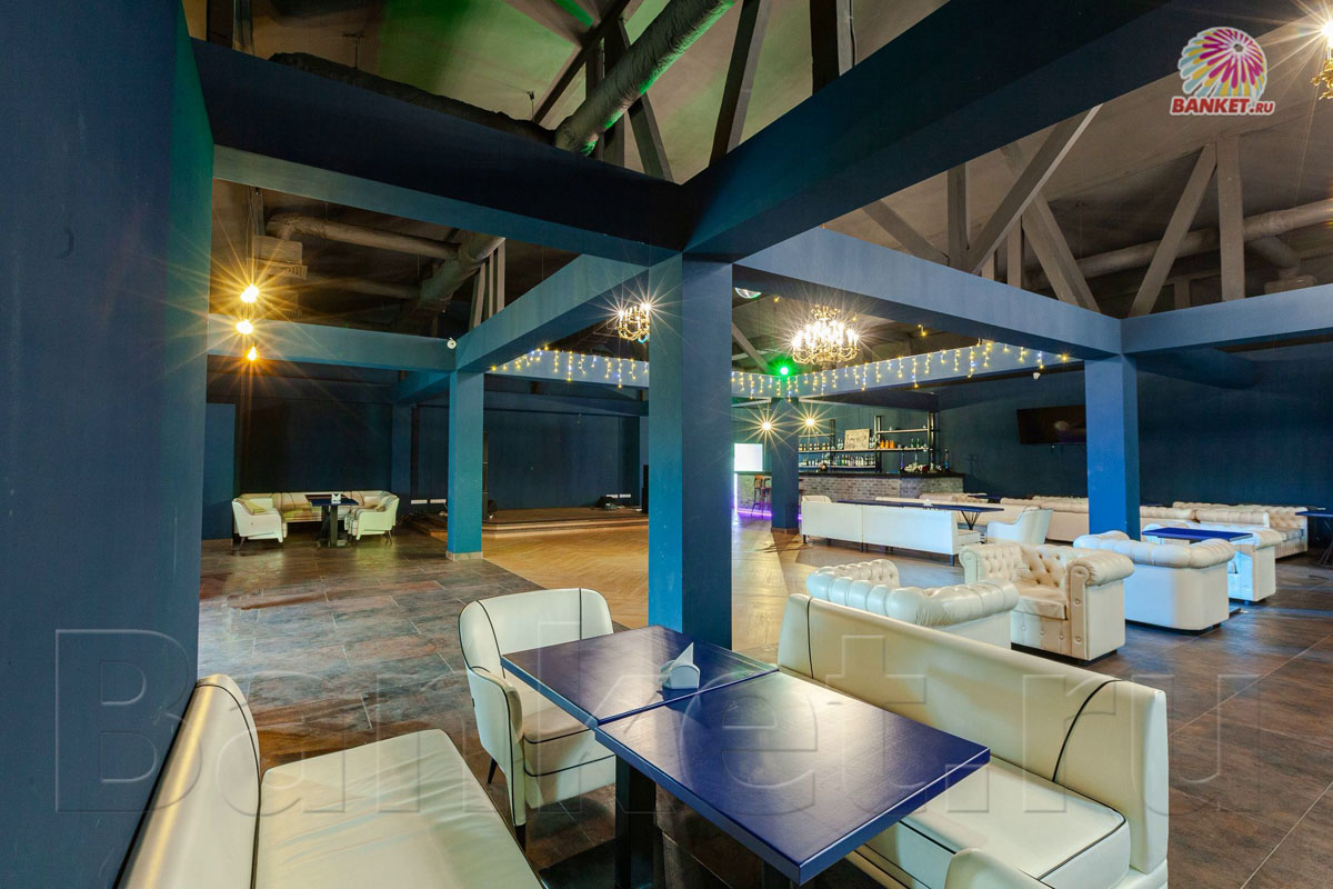 Большой зал в караоке клубе — Загородный клуб Малиновка