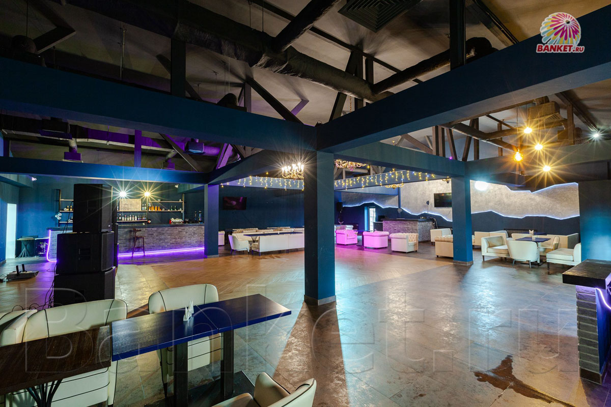 Большой зал в караоке клубе — фото 6