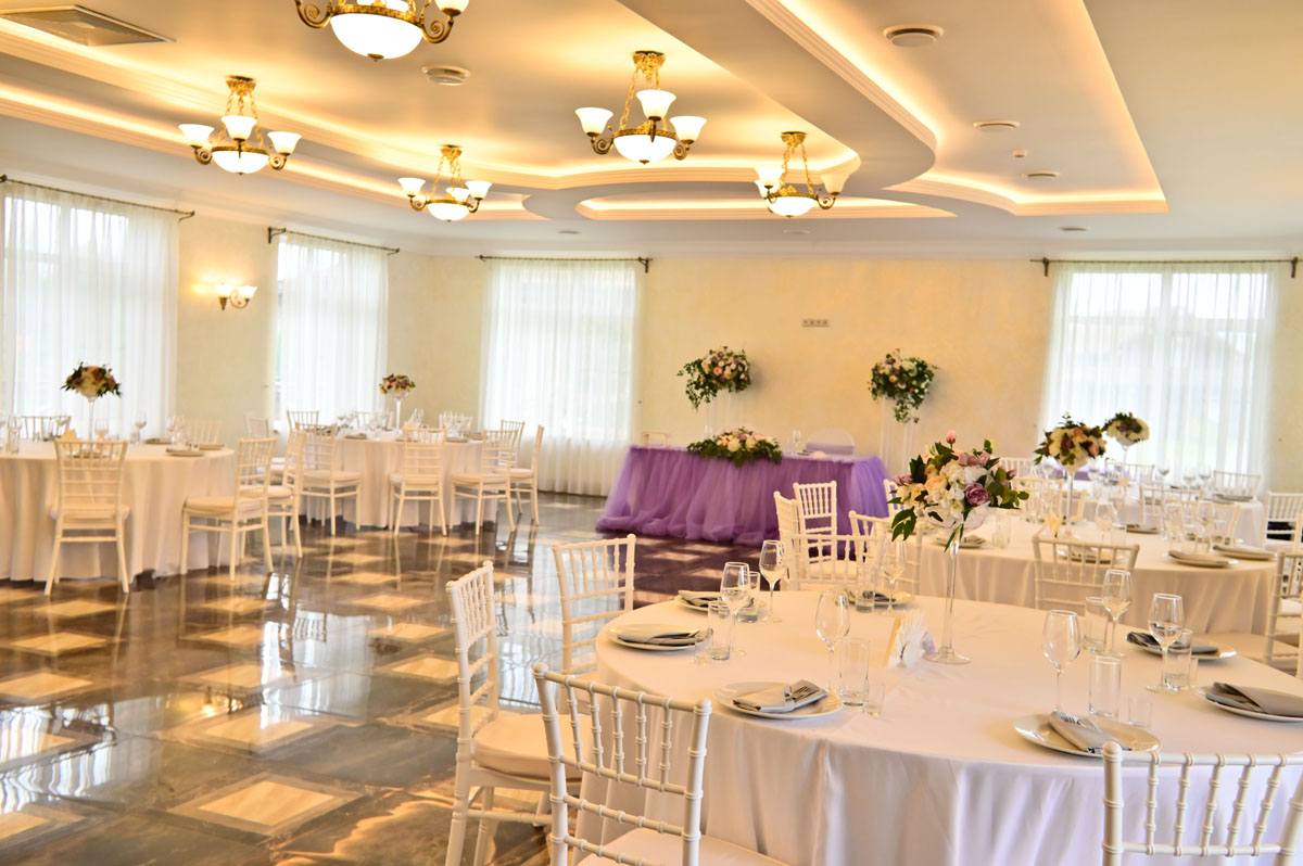 Большой банкетный зал — Загородный клуб Малиновка