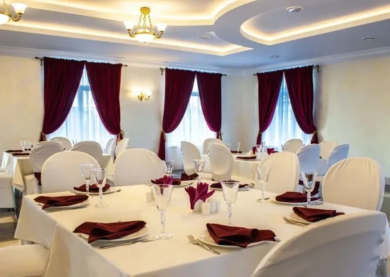 Большой банкетный зал — фото 6