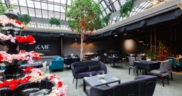 Основной зал